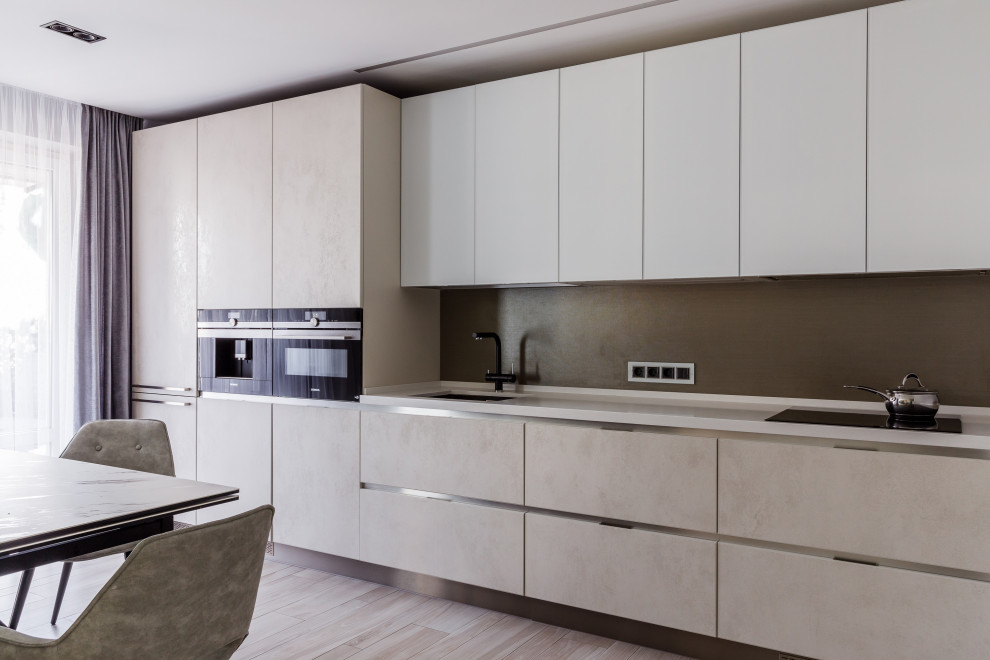 История с продолжением (фотографии кухни-гостиной)