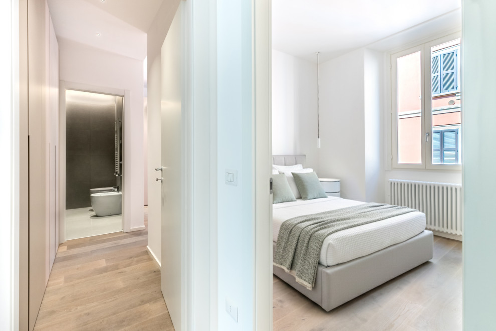 Mi_P1 | Real Estate | Trilocale di Ringhiera con isola