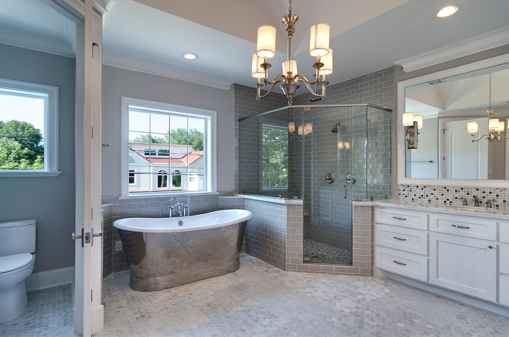 Inspiration for a traditional bathroom in Houston.