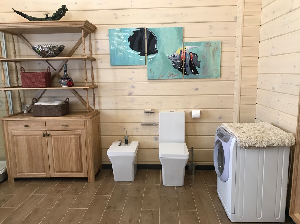 Ванная комната c модульной картиной