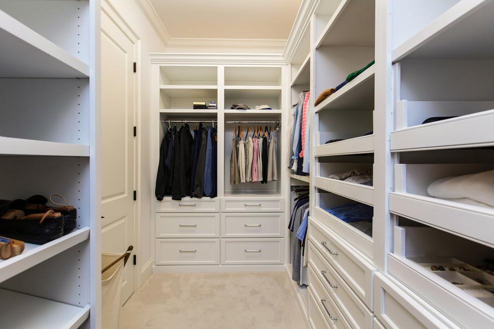 Inspiration for a transitional storage and wardrobe in Miami.