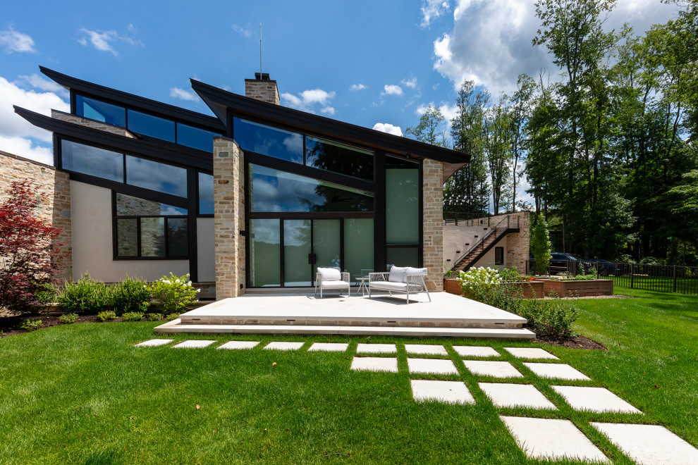 Moreland Hills Estates