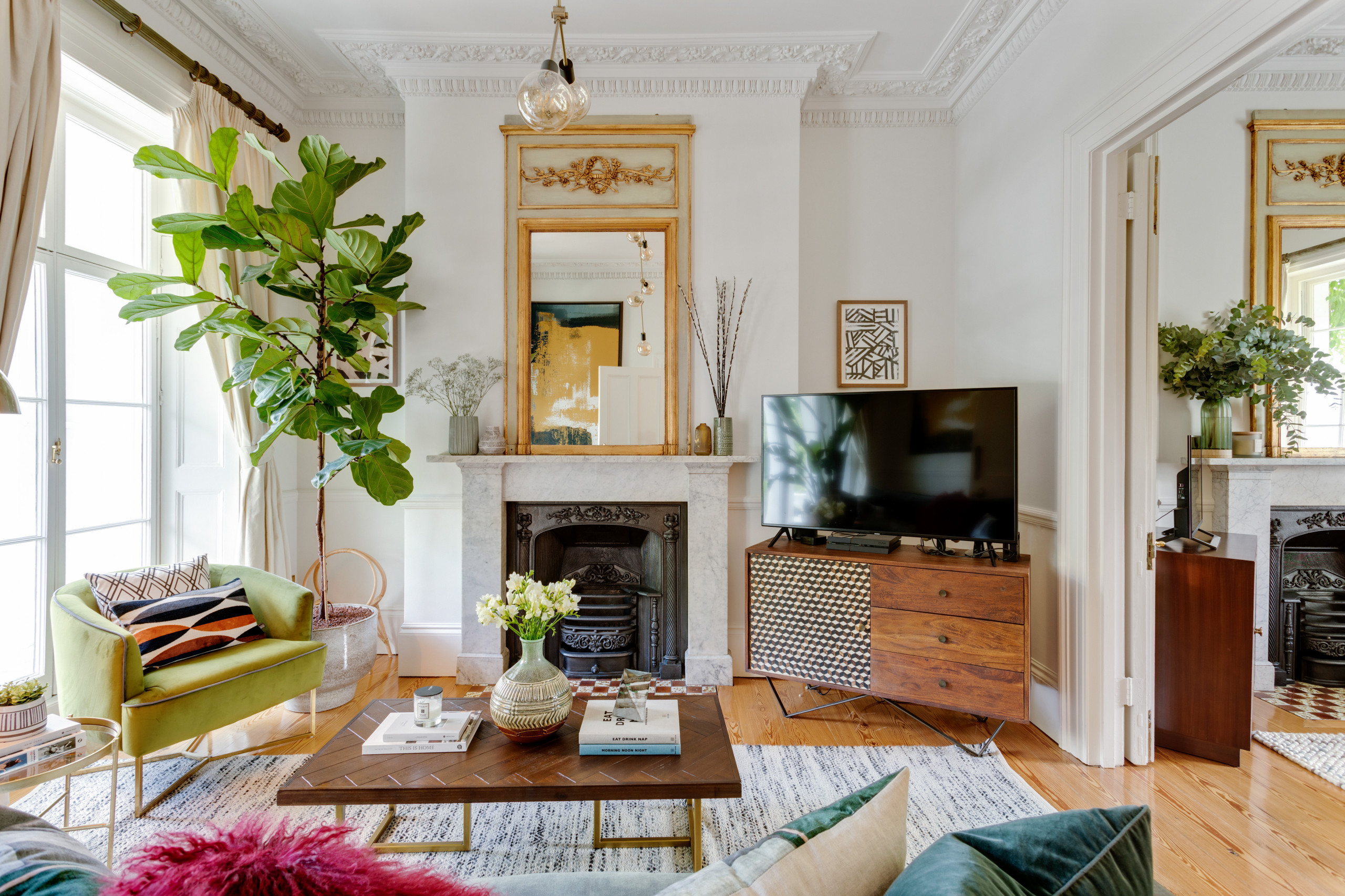 75 Beautiful Eclectic Living Room Ideas and Designs March 2024