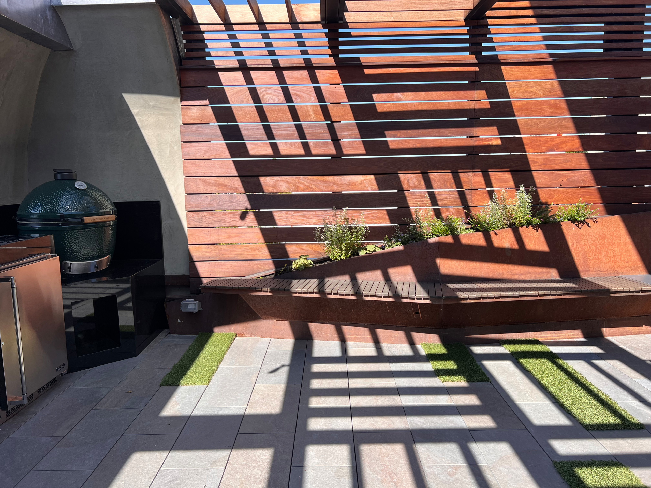 Borough Park Modern Rooftop