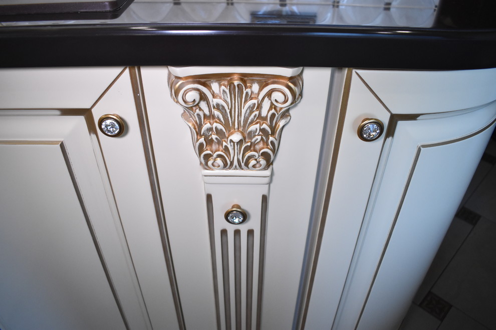 Кухня из массива бука, модель ЭКО