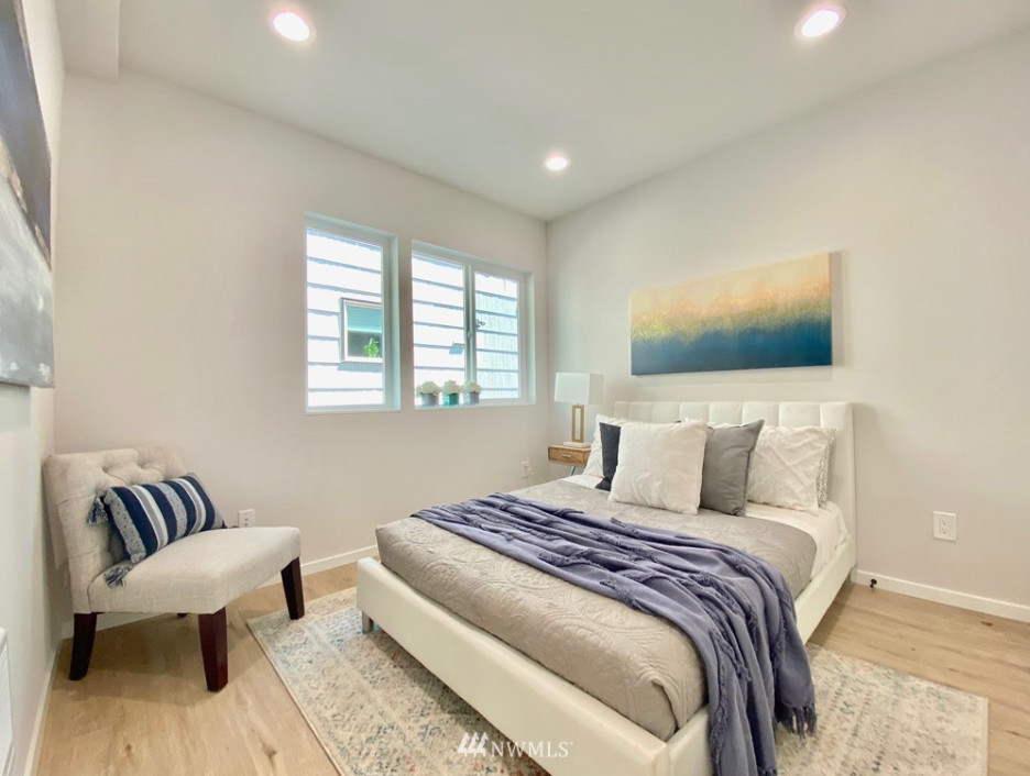 10 Micro Unit Apartment Building