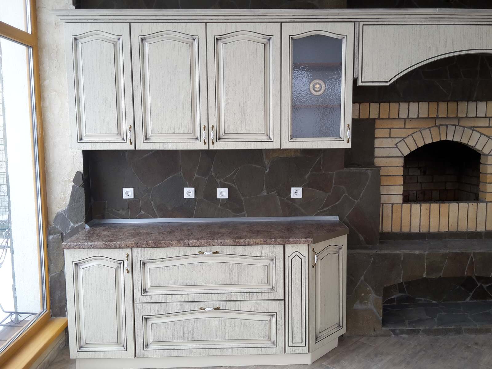 Классическая кухня частный дом