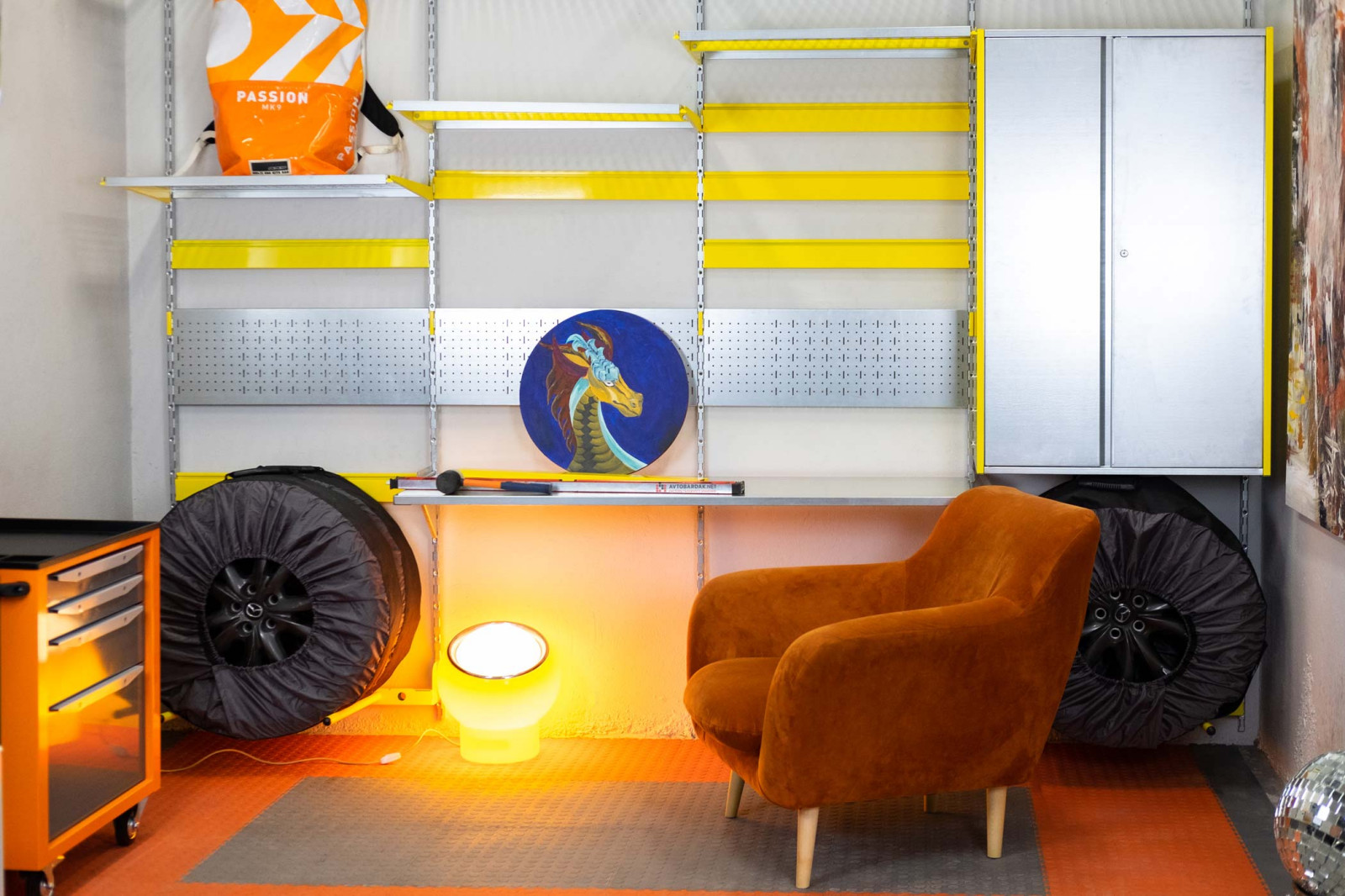 Проект №77. Гараж в желтых оттенках