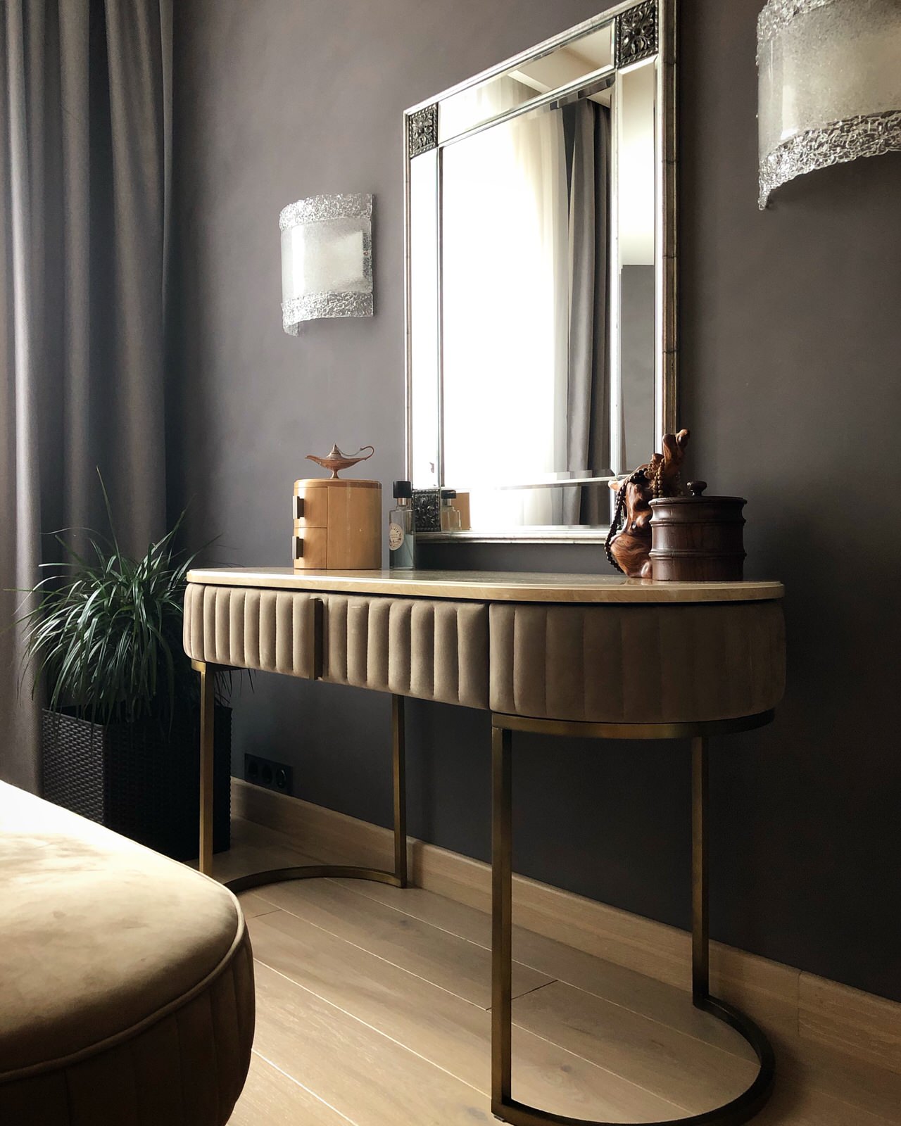 Туалетный столик