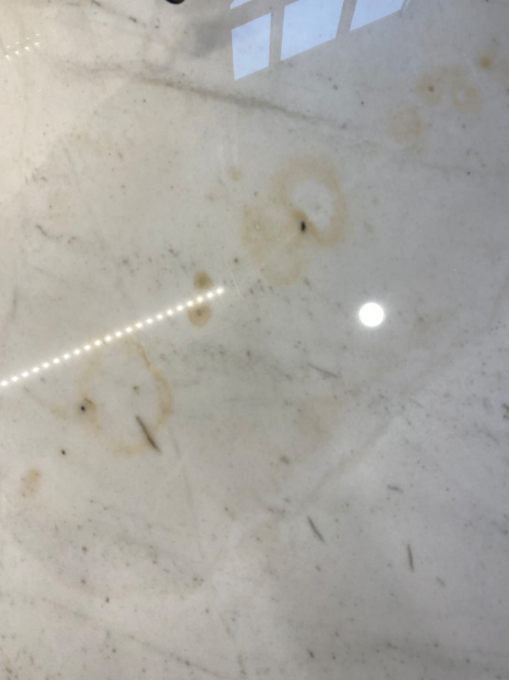 Stains on quartzite?