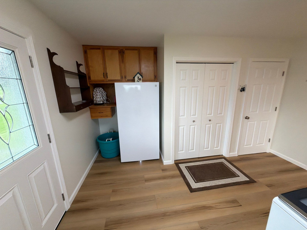 Kitchen, Half Bath & Laundry Remode