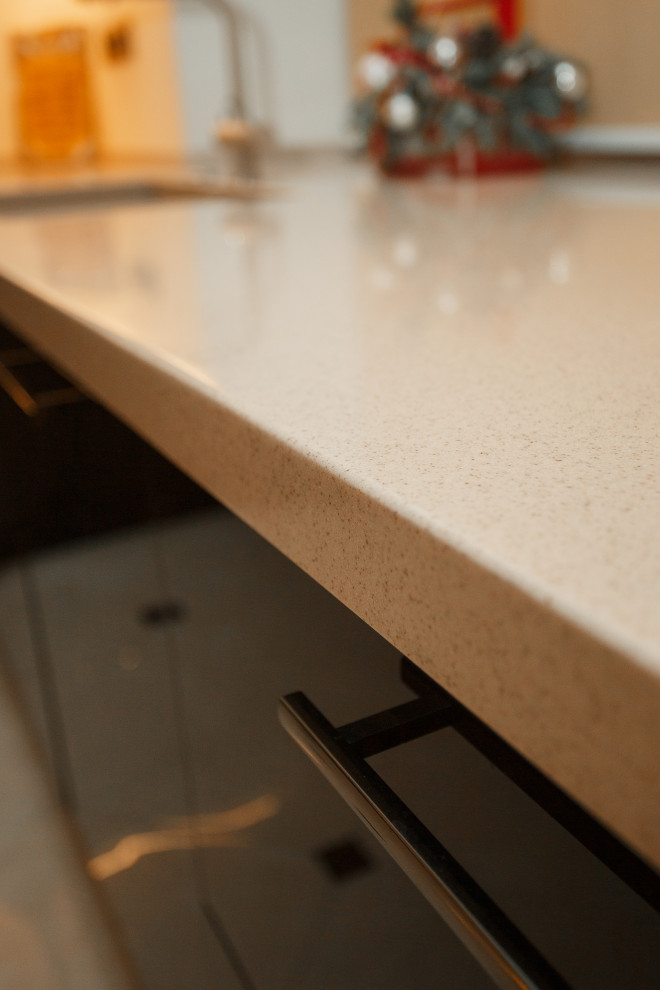 Радиусные фасады, супер-глянец