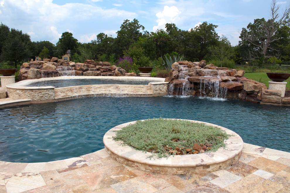 Inspiration for a large transitional home design remodel in Houston