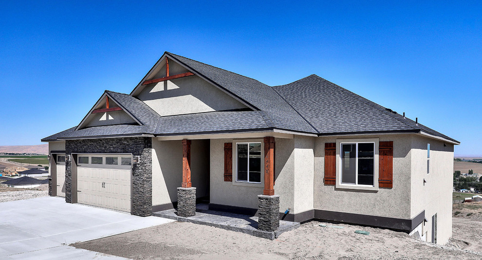 Home design - transitional home design idea in Seattle