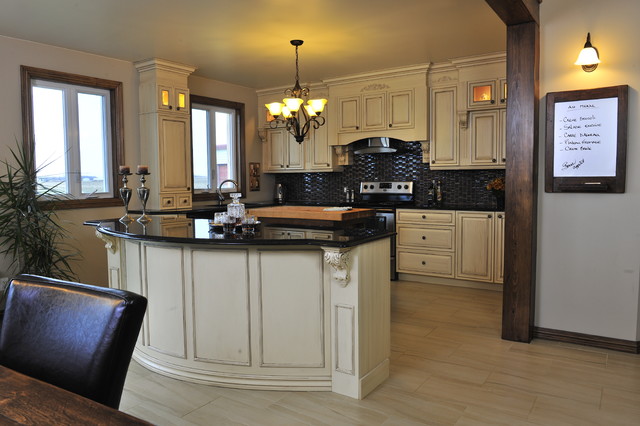Cuisine traditional-kitchen