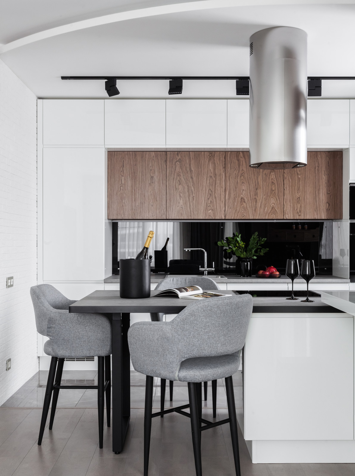 Кухня с островом