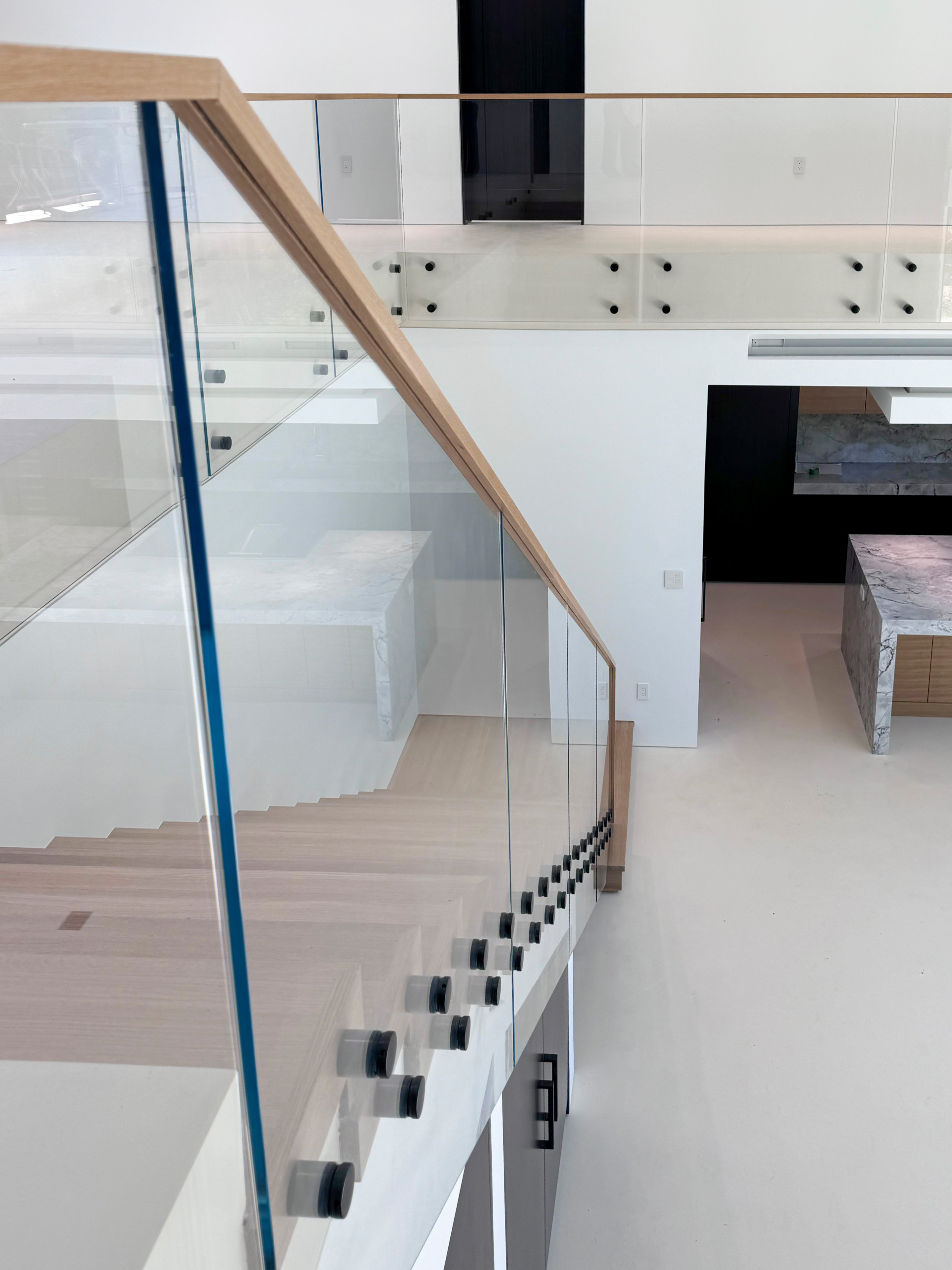 126_Visually Open and Light Contemporary Staircase, Mclean, VA 22102