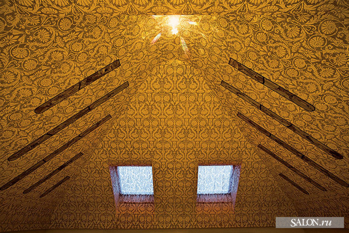 Частный дом. Ильинское шоссе. Работа опубликована в журнале "Салон"