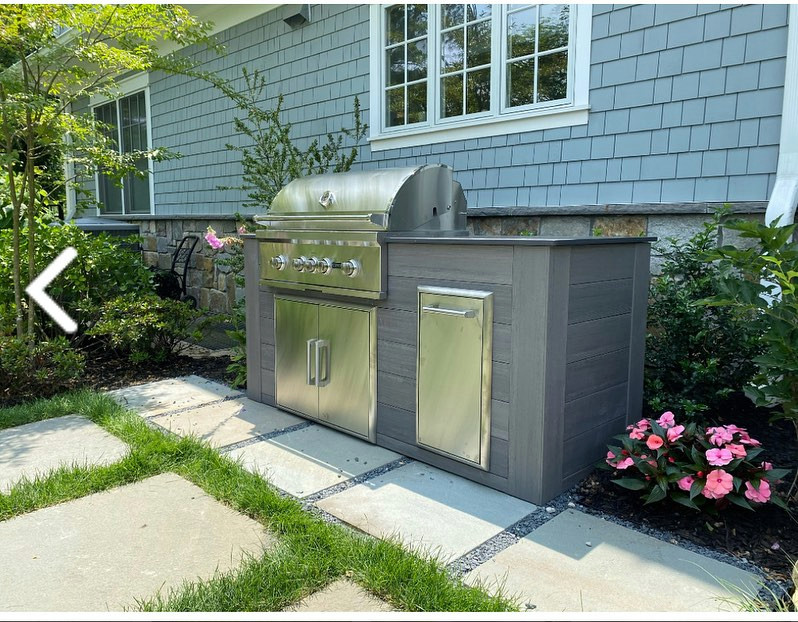 Straight Outdoor Kitchen