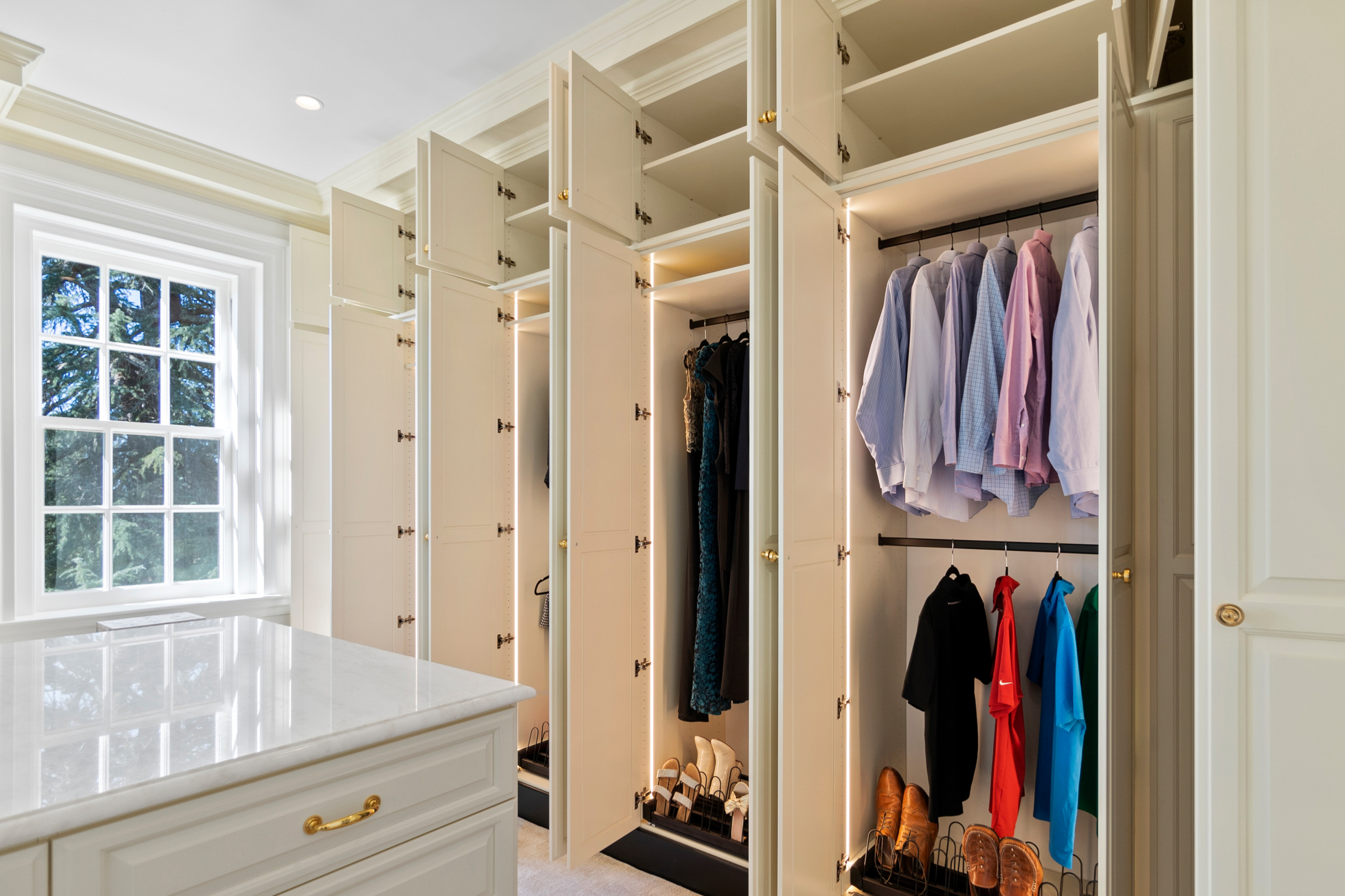 Estate Formal Dressing and Laundry Room