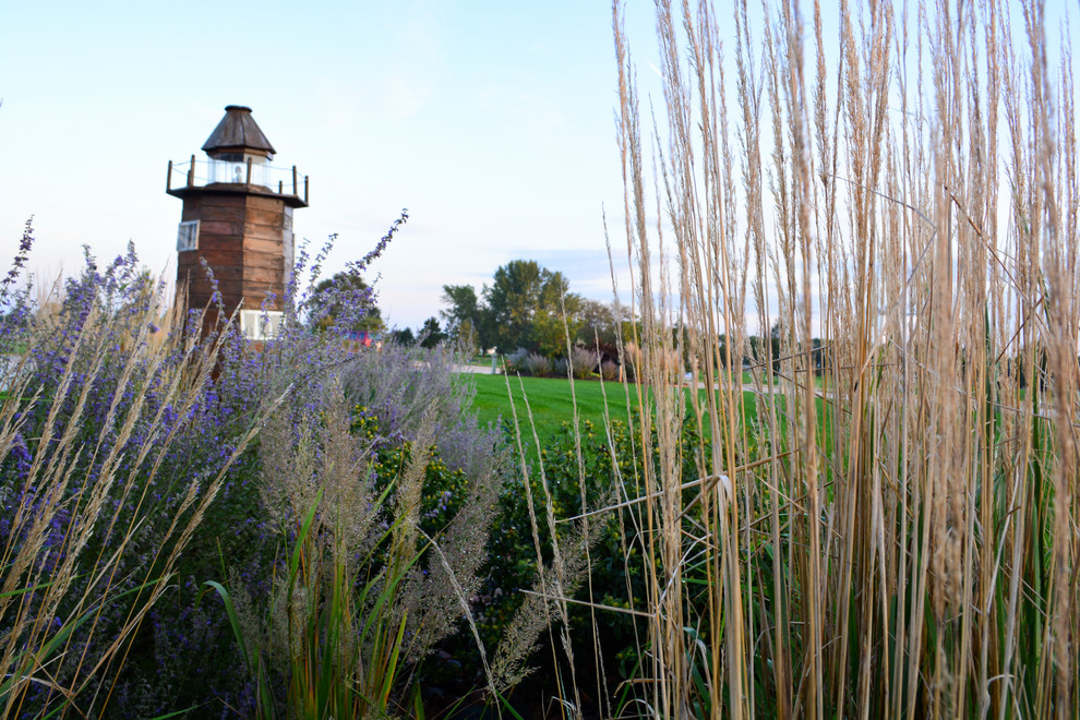 Inspiration for a rustic home design remodel in Omaha