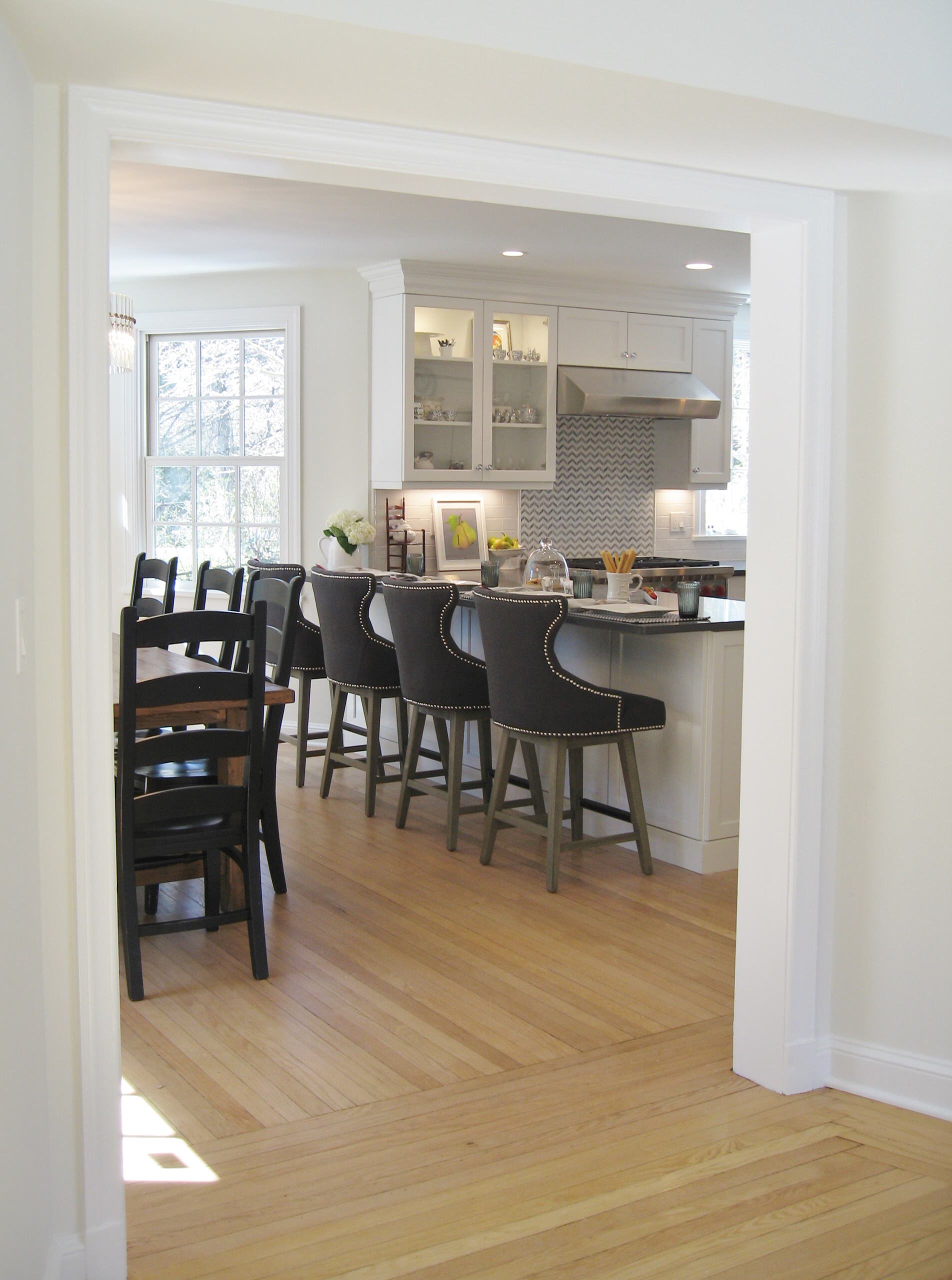 LIGHT AND AIRY IN BRONXVILLE