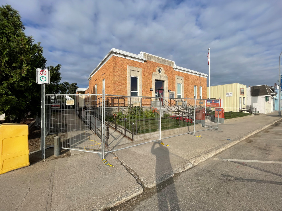 Accessibility Ramp - Nipawin Canada Post