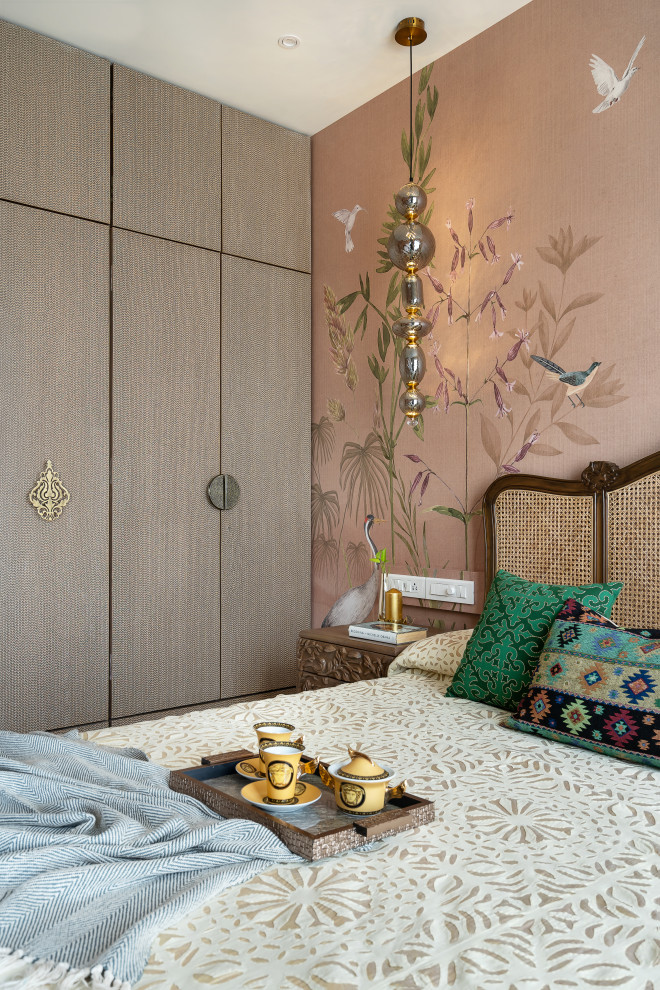 Photo of a world-inspired bedroom in Mumbai.