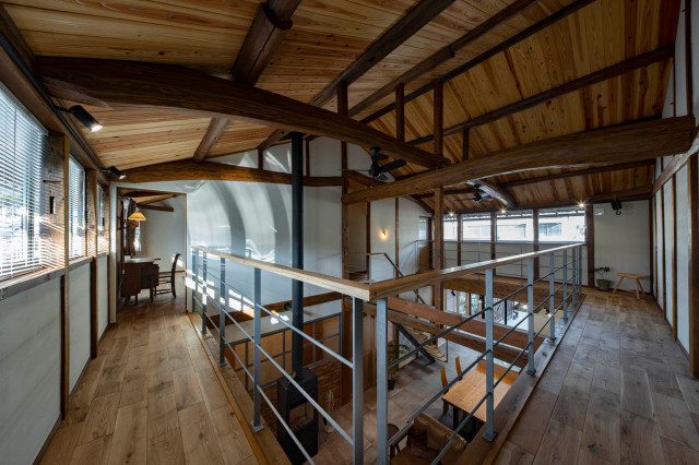 きたまちの家 moderne-japonais-salon