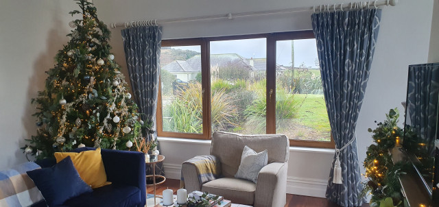 Ardmore contemporary-living-room