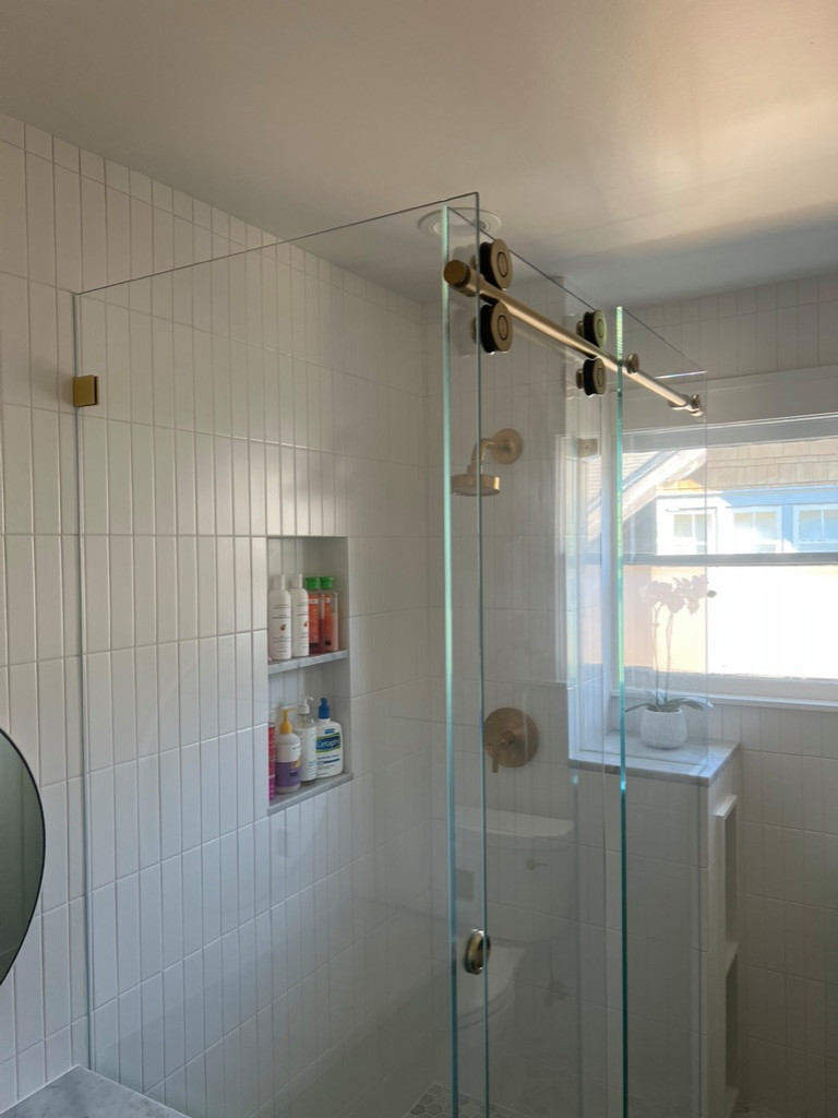 Mt. Baker Kids Bath Remodel