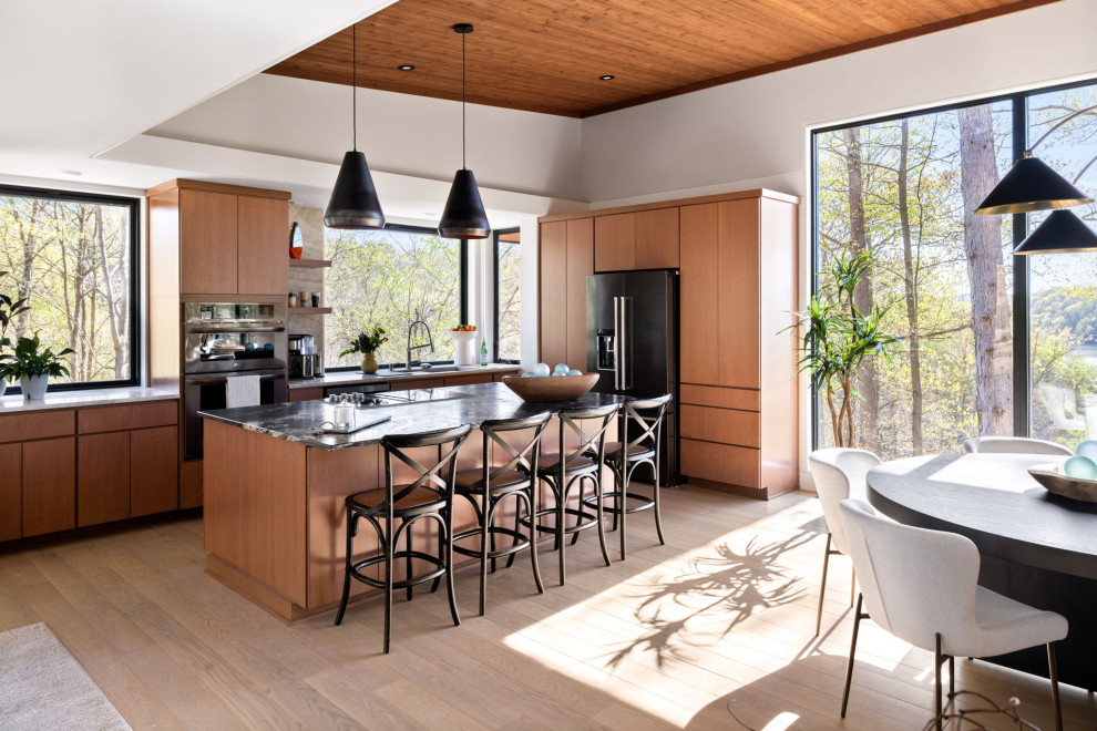 New Build: Lake Pointe Residence