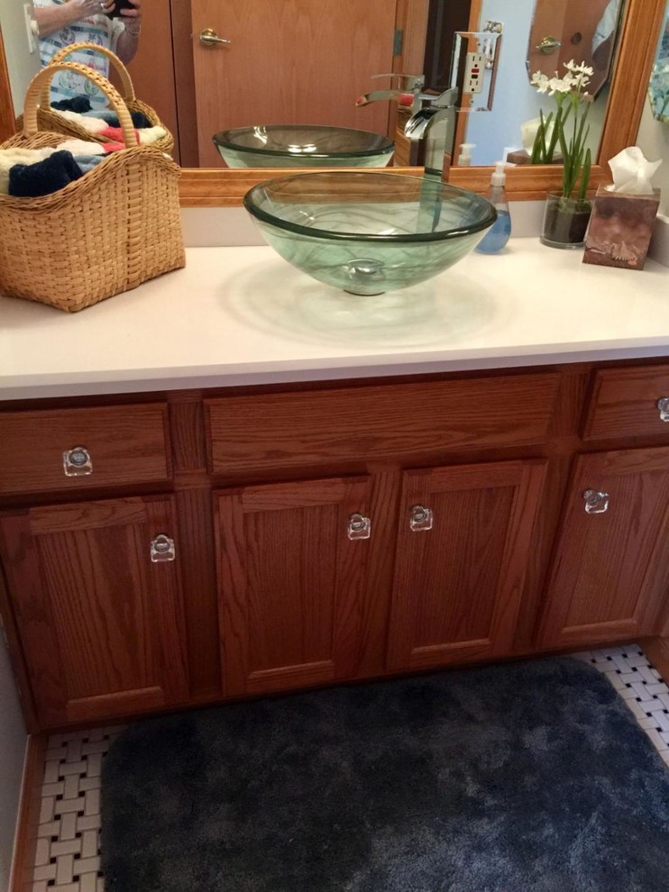 Guest Bathroom update from 80's to 2019