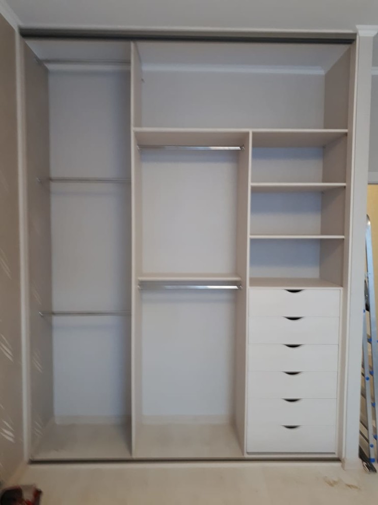 Шкаф-купе встроенный