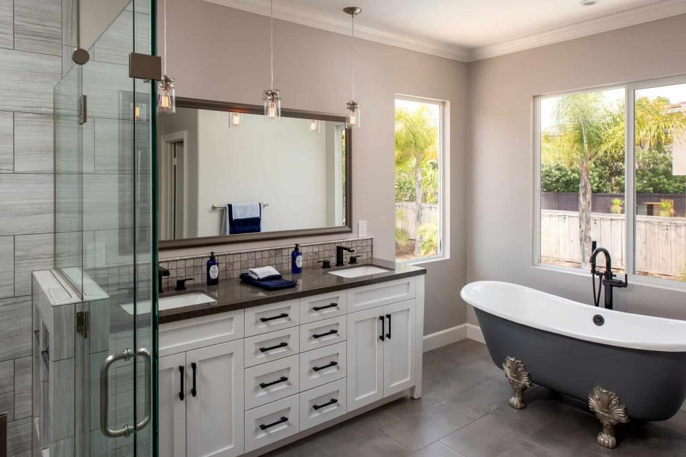 Bathroom Remodels / Re-designs