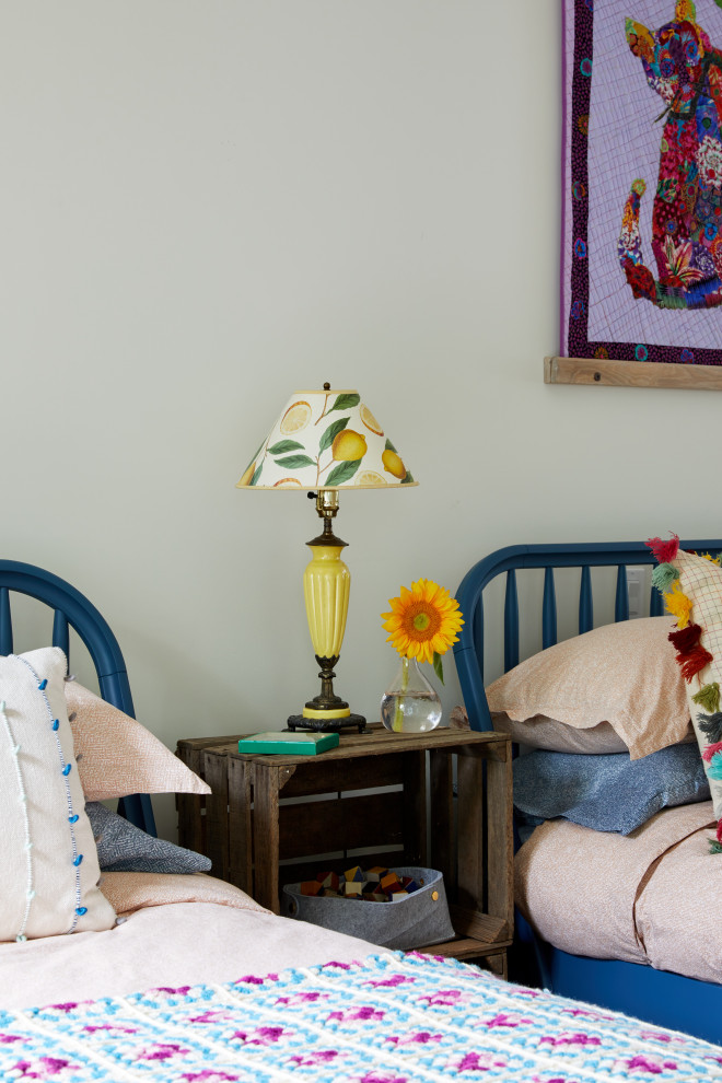 Example of a cottage kids' room design in Philadelphia