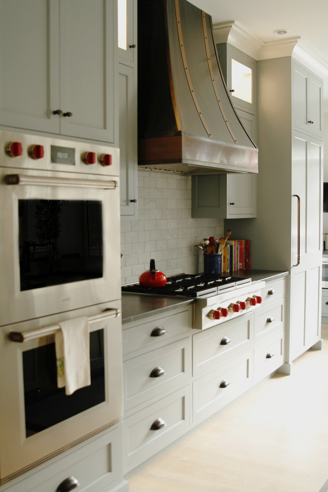 Elegant home design photo in Other