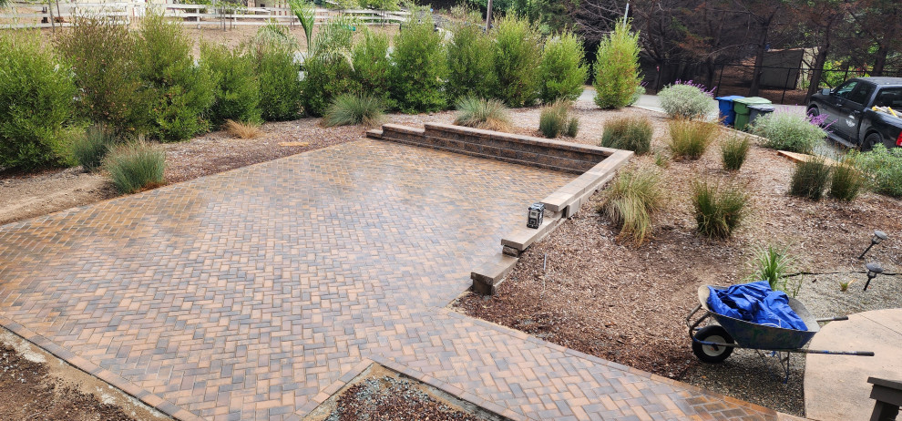 Paver Patio and Retaining Wall