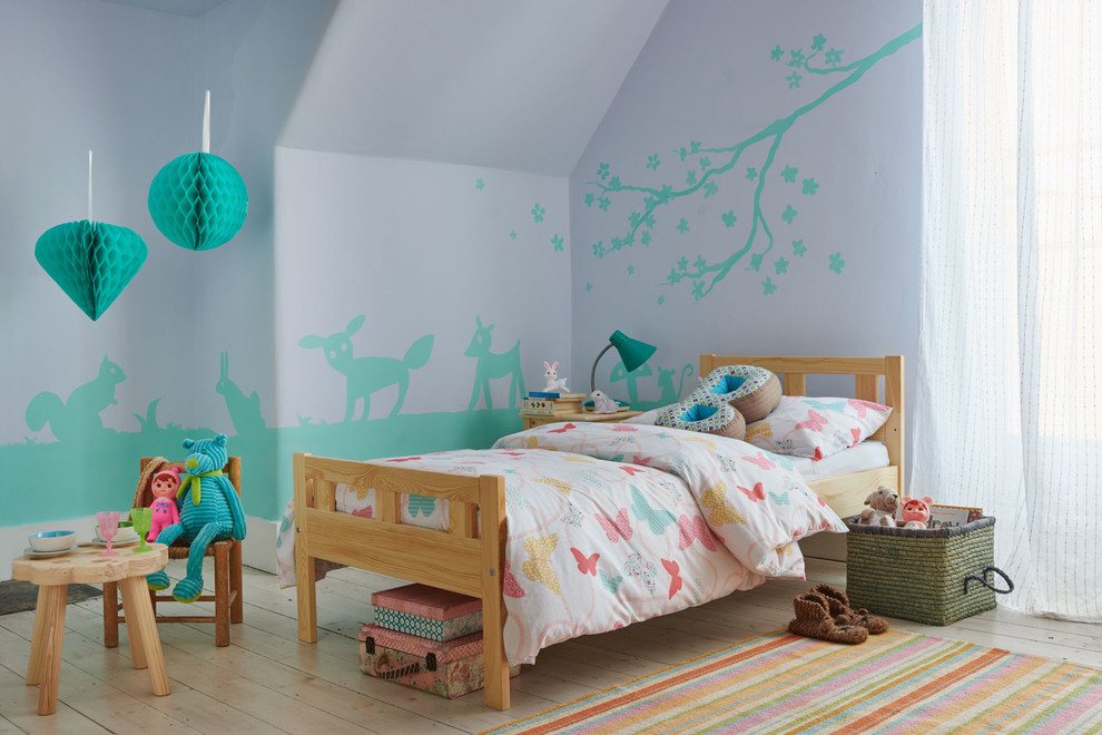Design ideas for a transitional kids' room in Berkshire.
