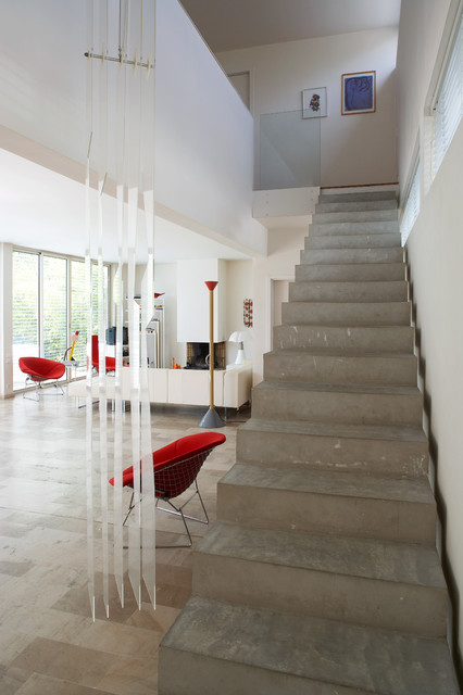 VILLA M contemporary-trappa