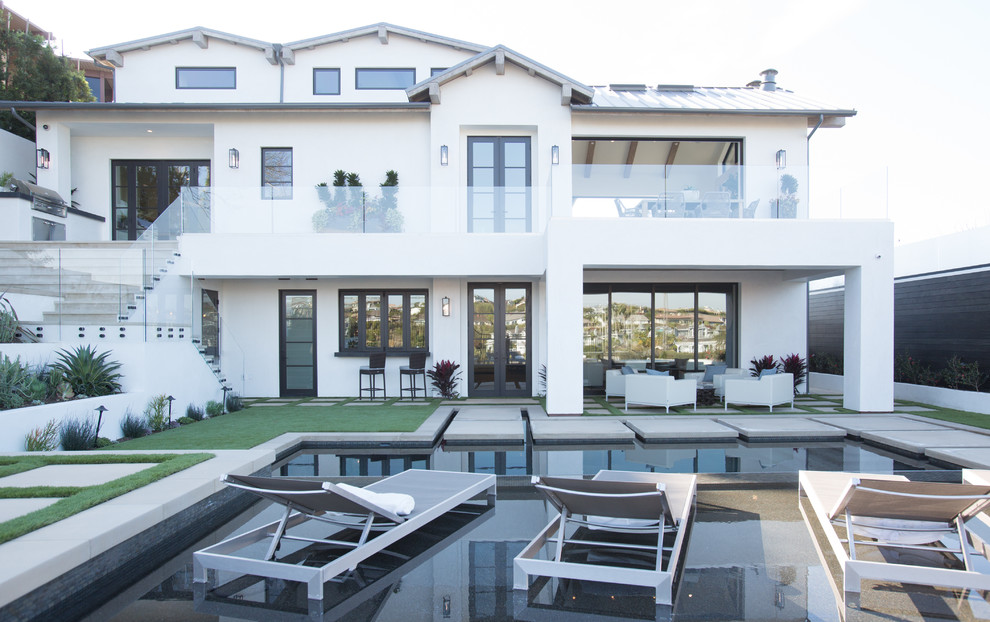 Home design - coastal home design idea in Orange County