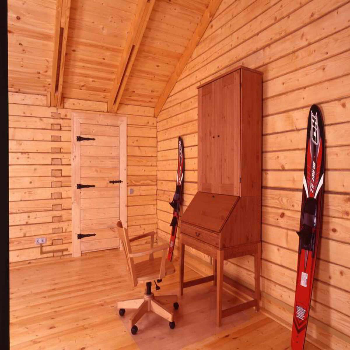 Деревянный терем