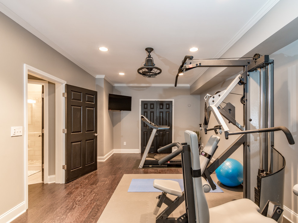 Inspiration for a large contemporary home gym in Atlanta.