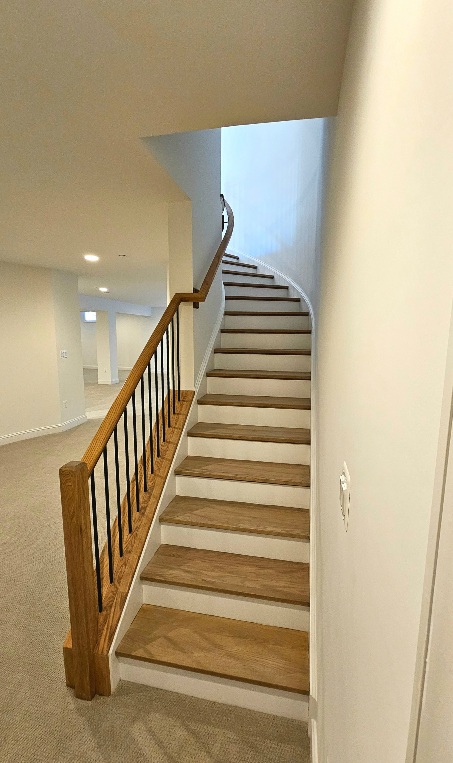 110_Welcoming Elegant Curve in Spacious Home, Bethesda MD 20817