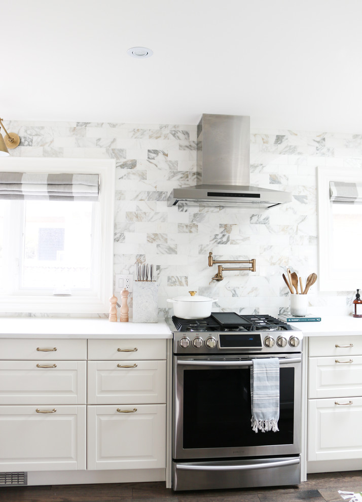 Inspiration for a transitional kitchen remodel in Toronto