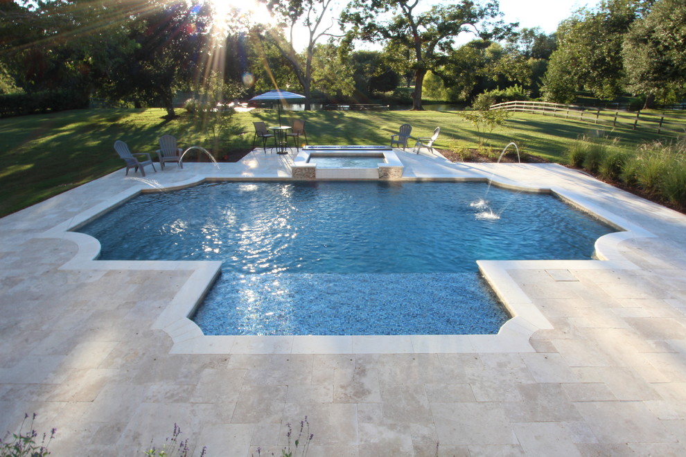 Example of a transitional pool design in Houston