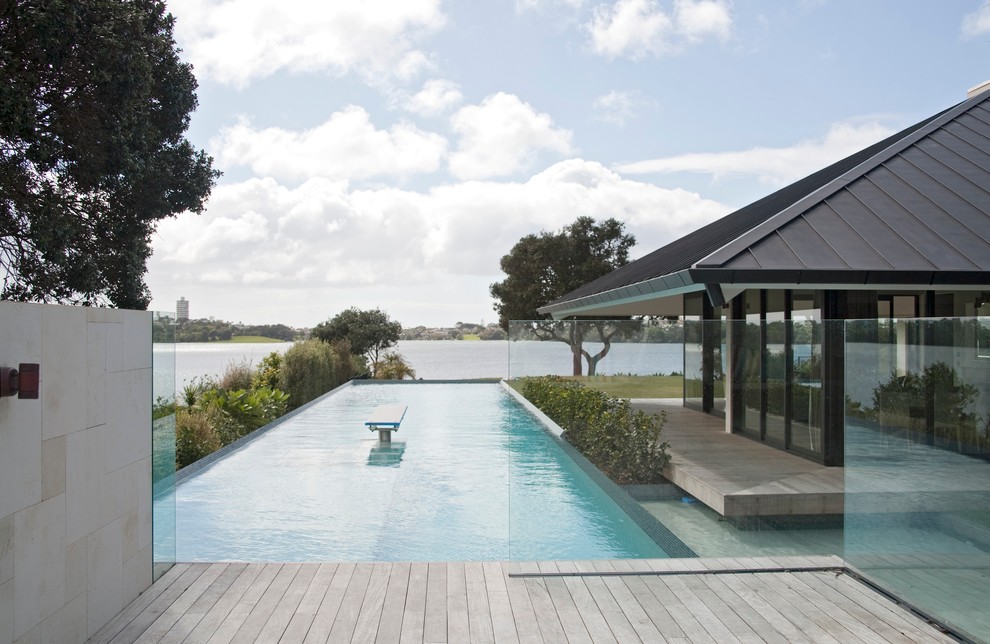 Contemporary pool in Auckland.