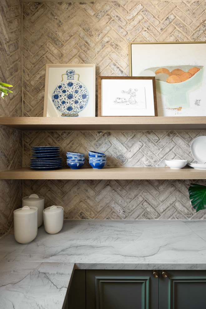 Transitional home design photo in Phoenix