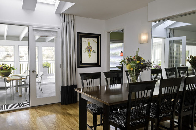 Small Transitional Ranch transitional-dining-room