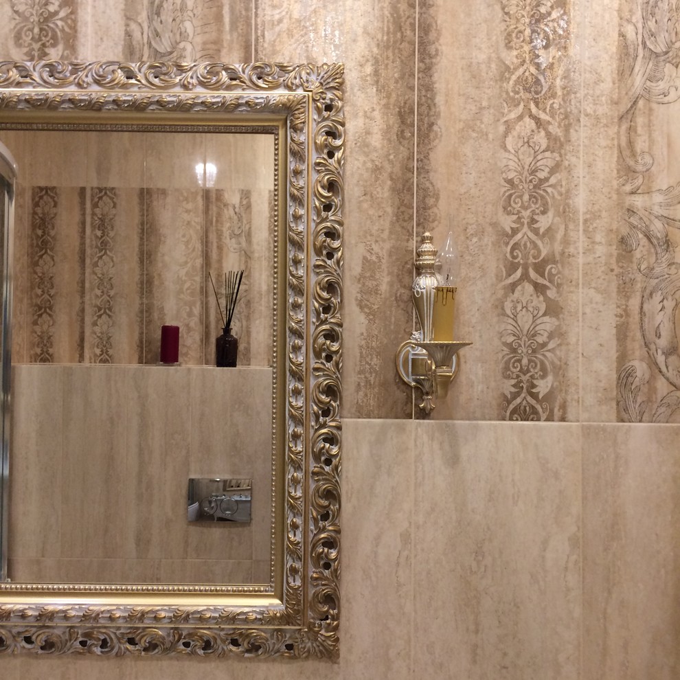 Зеркало в гостевом сан.узле.